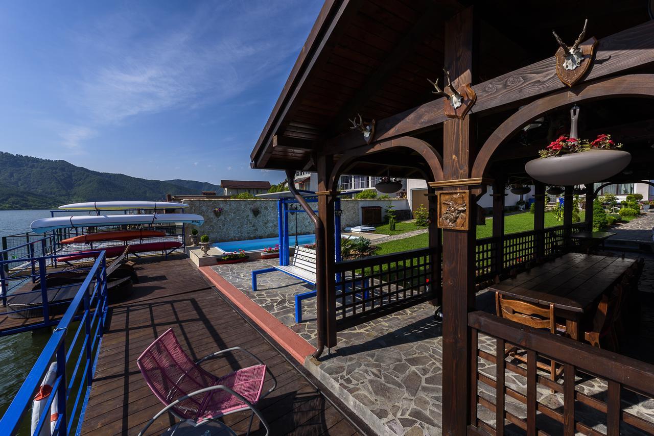 Casa Andrei Hotel Orsova Exterior photo